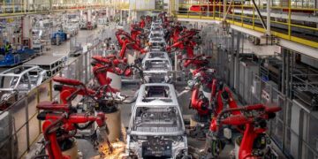 CCCEU urges EU to treat Chinese EV makers fairly in assessing price undertaking proposals