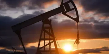 Oil rises as expanding US-Israeli conflict with Iran elevates supply risks