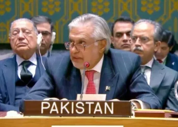 Dar Heads to Riyadh for Regional Talks, Urges Swift End to Middle East Conflict
