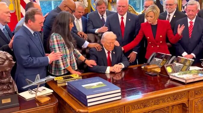 Trump Faces Strategic, Political, and Economic Challenges One Week into Iran War