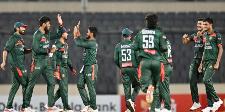 Bangladesh Beat Pakistan by 11 Runs, Win ODI Series 2–1