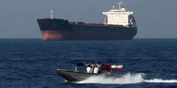 Pakistan-Flagged Tanker Navigates Hormuz as Global Energy Route Faces Threats