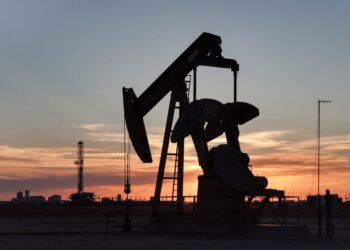 Oil prices rise 3% as Iran crisis disrupts Middle East supply