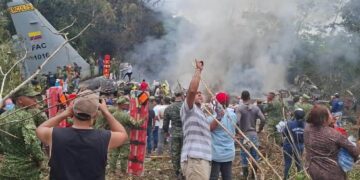 Military Plane Crash in Colombia Leaves One Dead, Dozens Injured