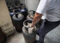 Indian Restaurants Warn of Shutdowns as Iran War Makes Cooking Gas Scarce