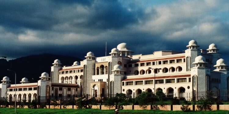 Pakistan Forwards Iranian Proposals to US, American Plan Rejected as Diplomatic Efforts Intensify