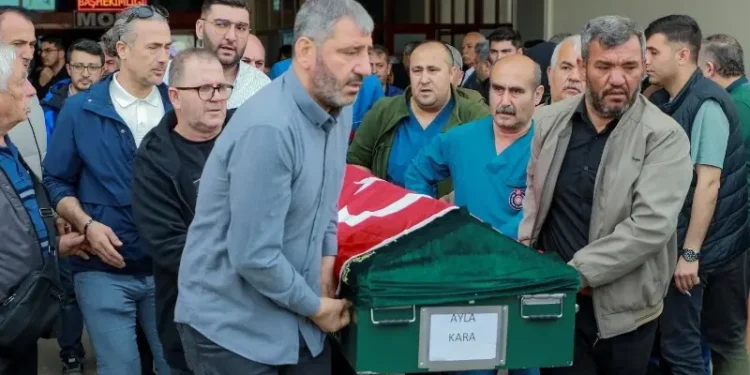 Turkiye Cracks Down on Social Media After Deadly School Shootings