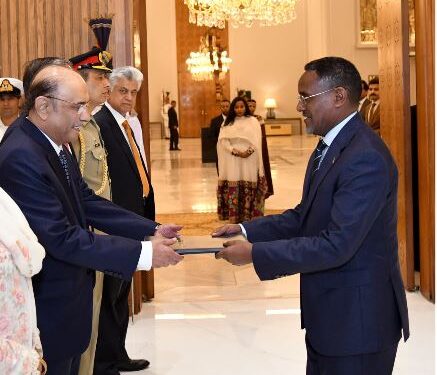 Ethiopian Ambassador Presents Credentials to President Asif Ali Zardari, Pledges Stronger Bilateral Ties