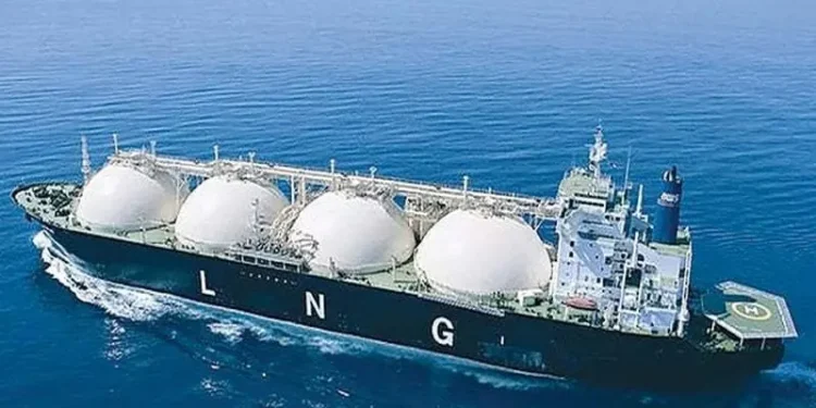 Pakistan floats urgent LNG tender after 28-month gap amid power crisis