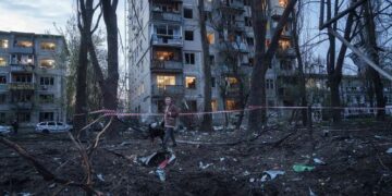 Russian Drone and Missile Barrage Kills 19 Across Ukraine