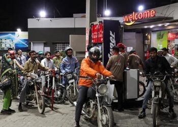 PM Shehbaz Sharif Directs Finance Ministry to Review Fuel Levies Amid Rising Global Oil Prices