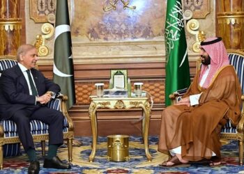 Pakistan, Saudi Arabia Reaffirm Strategic Ties as PM Shehbaz Meets Crown Prince MBS in Jeddah