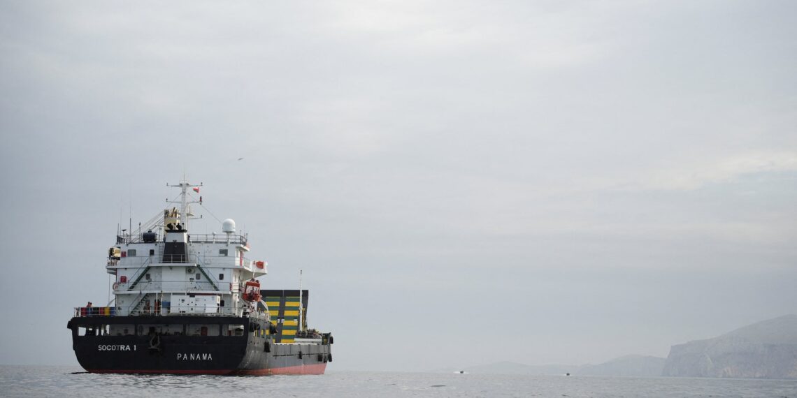 US Blockade Forces Sanctioned Chinese Tanker to Retreat to Strait of Hormuz