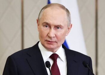 Putin says Russia is ready to do all it can to restore Middle East peace