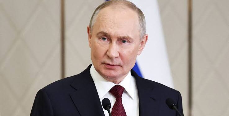 Putin says Russia is ready to do all it can to restore Middle East peace