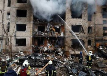 Five killed by Russian strike on market in frontline Ukrainian city