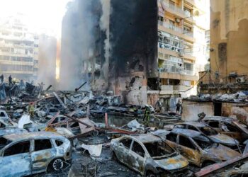 Israel launches fresh strikes on Lebanon, threatening ceasefire