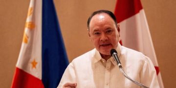 Philippines says US access to bases limited by land issues