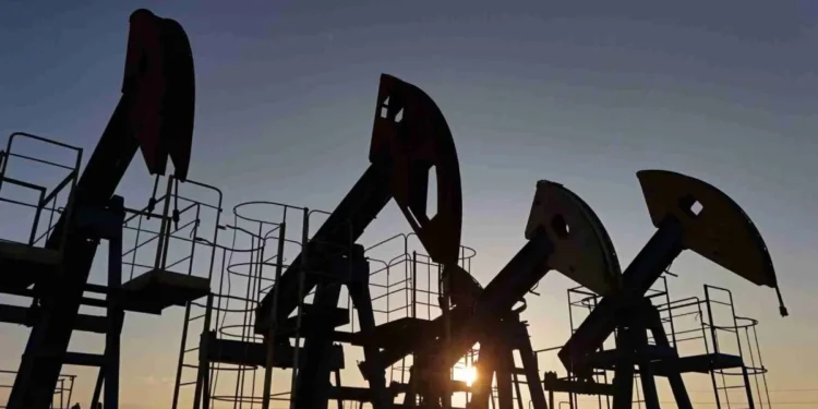 Oil Surges Above $108 as Gulf Tensions Dominate Markets Despite Diplomatic Signals