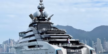 Sanction-Linked Russian Superyacht ‘Nord’ Crosses Restricted Strait of Hormuz