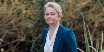 UK Foreign Secretary Thanks Pakistan for Brokering Ceasefire Between Iran and USA