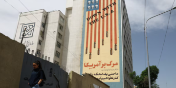 Tehran could withstand blockade for four months, CIA report shows, as fighting flares