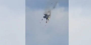 4 Crew Members Safe After US Navy Jets Collide Mid-Air During Idaho Air Show