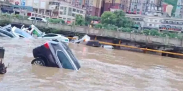 21 Killed as Heavy Rains Trigger Widespread Flooding in Southern and Central China