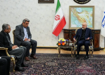 Pakistan Pushes Diplomacy as Naqvi Meets Iranian Leaders Amid Rising Middle East Tensions