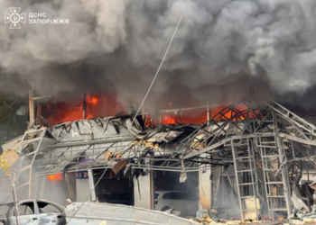 Russian Strikes Kill 22 in Ukraine as Ceasefire Proposals Clash