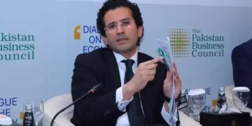 Pakistan Weighs Importing Cheaper Iranian Oil as Global Prices Ease