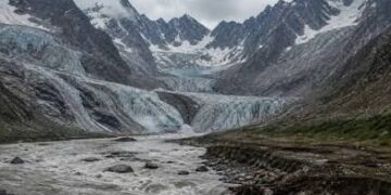 PMD, NDMA Issue GLOF and Landslide Alerts for Northern Pakistan Until Early July