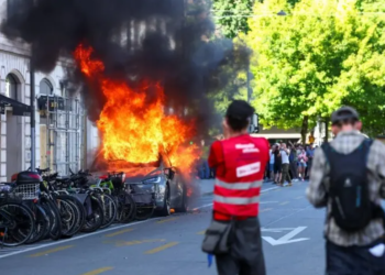 Clashes Break Out in Geneva Ahead of G7 Summit as Thousands Join Anti-G7 Protest