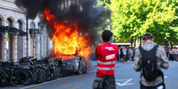 Clashes Break Out in Geneva Ahead of G7 Summit as Thousands Join Anti-G7 Protest