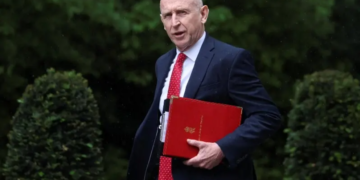 UK Defence Secretary Resigns Over Defence Spending Dispute