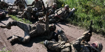 Trump offers to help broker Ukraine peace in call with Putin