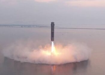 China Successfully Tests Sea-Based Rocket Recovery System, Advancing Reusable Space Technology