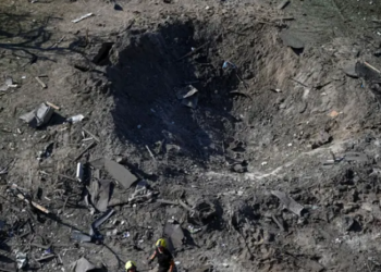 Russian strikes on Kyiv kill at least 25 in largest attack on capital this year