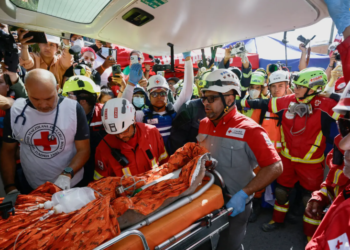 Rescuers pull man alive from Venezuela quake rubble after eight days as death toll approaches 2,300