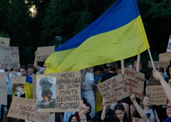 Thousands protest in Kyiv over Zelensky’s dismissal of defence minister