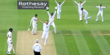 England Beat Pakistan by 194 Runs at Lord’s, Take Unassailable 2-0 Lead