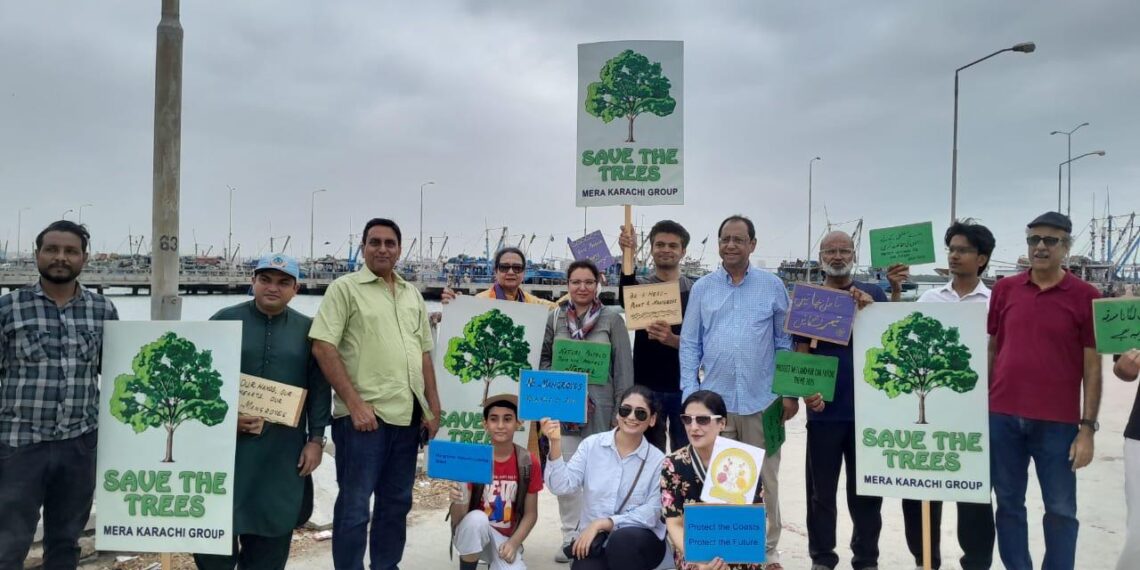 Mera Karachi Group Organizes Mangrove Plantation Drive to Protect Karachi’s Coastline