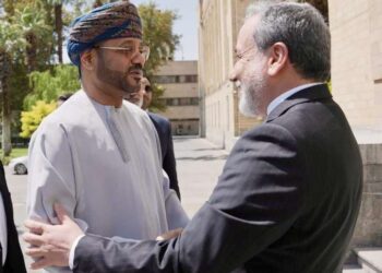 Oman, Iran Discuss Temporary Corridor to Restore Safe Navigation in Strait of Hormuz