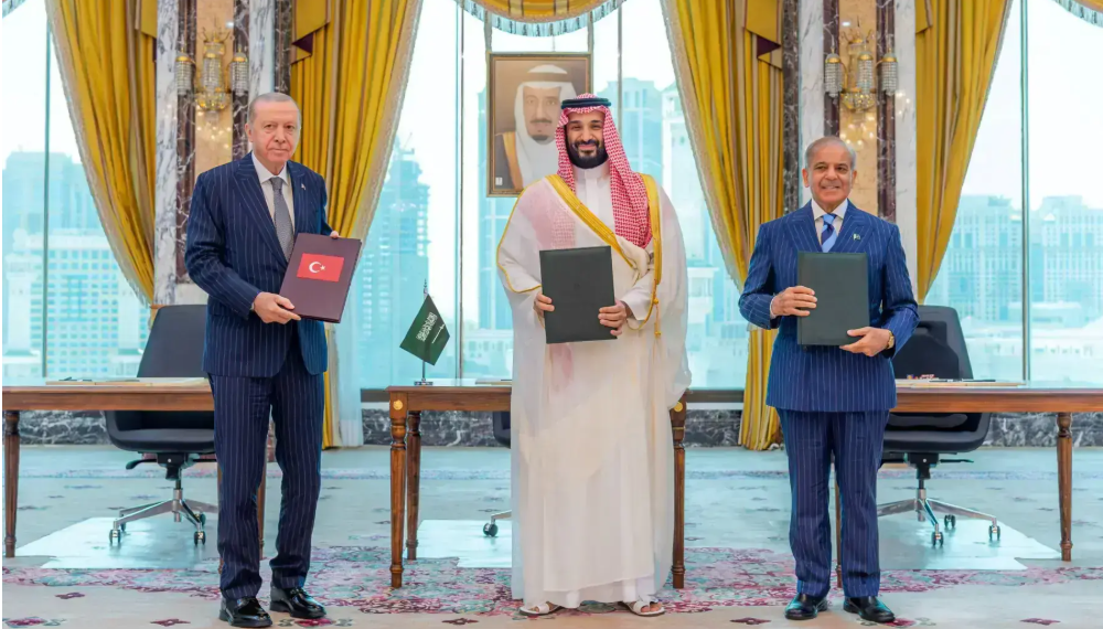 Trump welcomes Pakistan-Saudi Arabia-Turkiye defence pact as ‘big, bold, important first step’