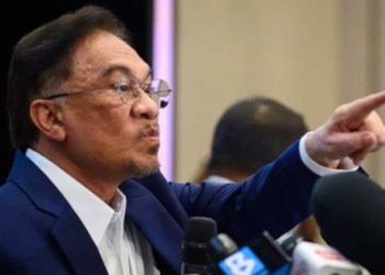 Malaysian PM Anwar Ibrahim Undergoes Medical Procedures, Aide Says