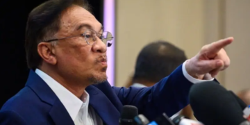 Malaysian PM Anwar Ibrahim Undergoes Medical Procedures, Aide Says