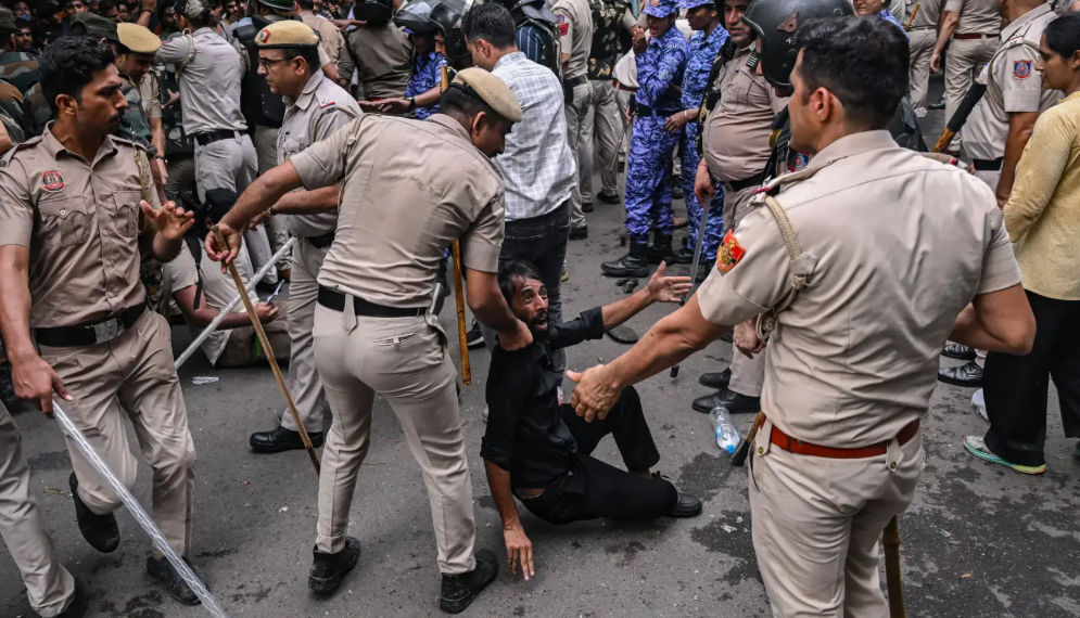 Amnesty Accuses Indian Police of Excessive Force Against Youth Protesters