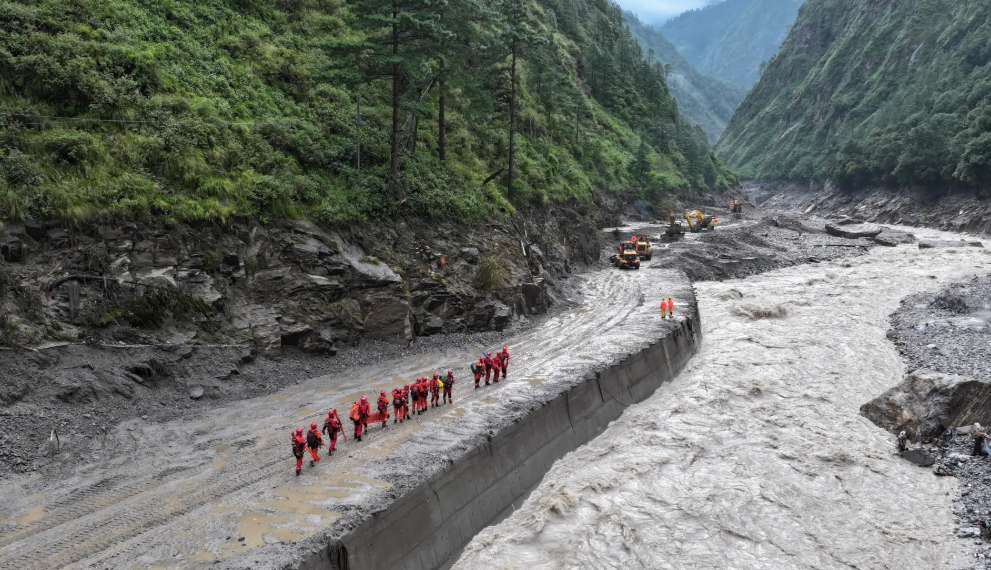 Nepal flood death toll reaches 579 as nearly 2,000 remain missing