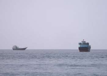 Iran, Oman Reach Preliminary Agreement on Strait of Hormuz Shipping Route
