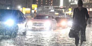 Heavy Rain Kills at Least Five in Japan, Leaves Thousands Stranded